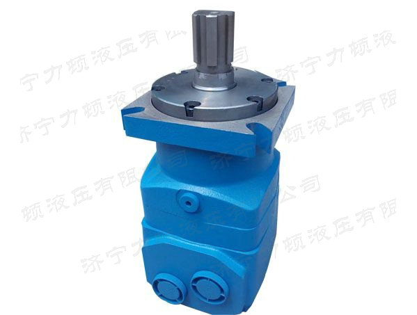 为什么万象城在线马达在低速会出现爬行现象？